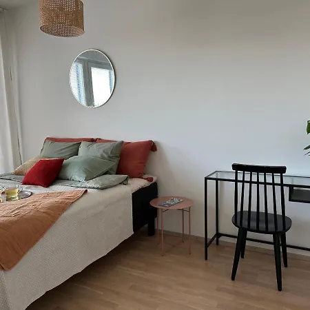 Near Center W/ Smart-tv, Tram Stop And Gym Visit